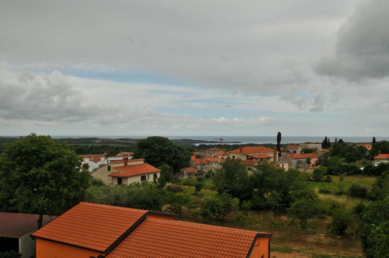 Haus Liliana Hotel Tar-Vabriga Kültér fotó