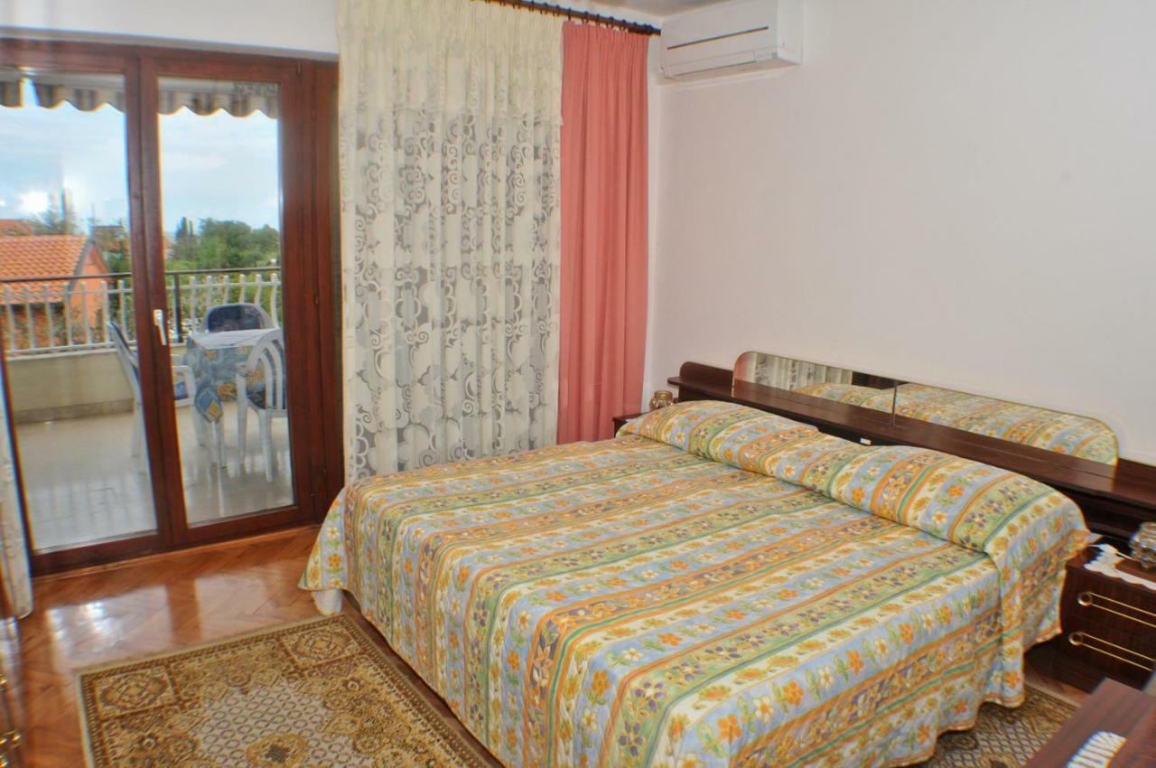 Haus Liliana Hotel Tar-Vabriga Kültér fotó