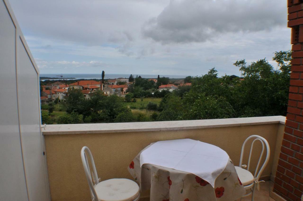 Haus Liliana Hotel Tar-Vabriga Kültér fotó