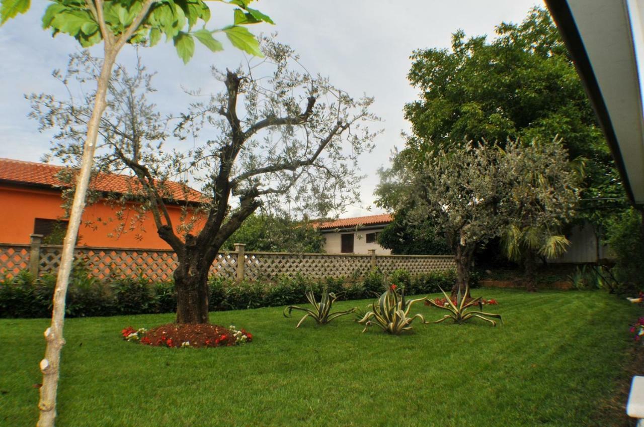 Haus Liliana Hotel Tar-Vabriga Kültér fotó