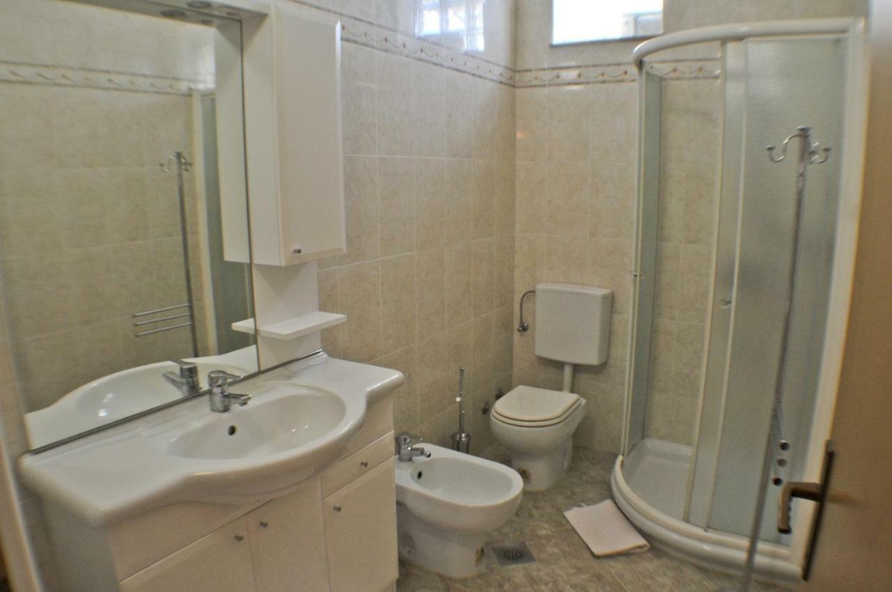 Haus Liliana Hotel Tar-Vabriga Kültér fotó