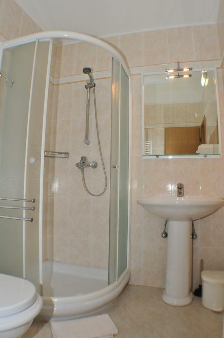 Haus Liliana Hotel Tar-Vabriga Kültér fotó