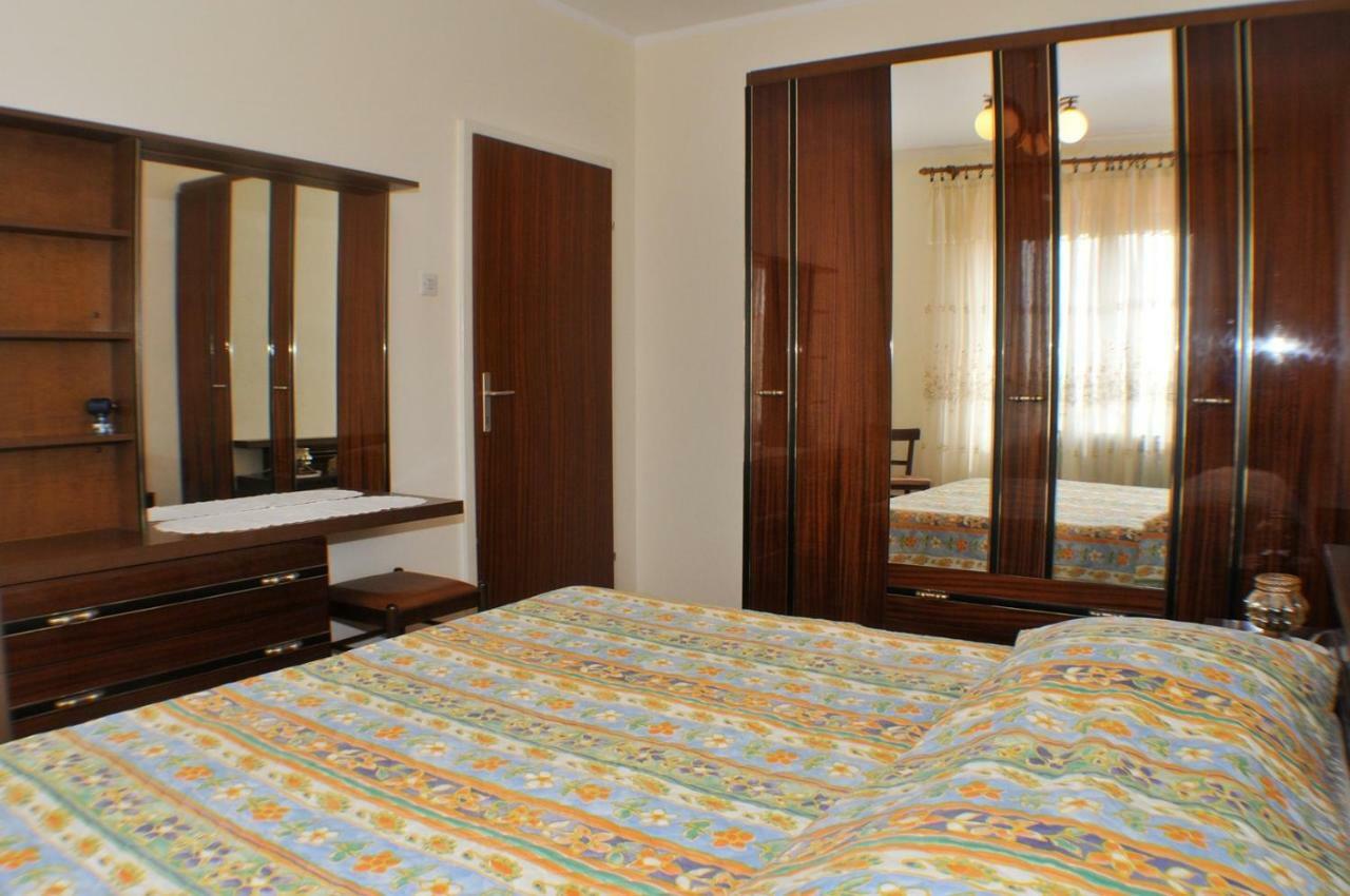 Haus Liliana Hotel Tar-Vabriga Kültér fotó