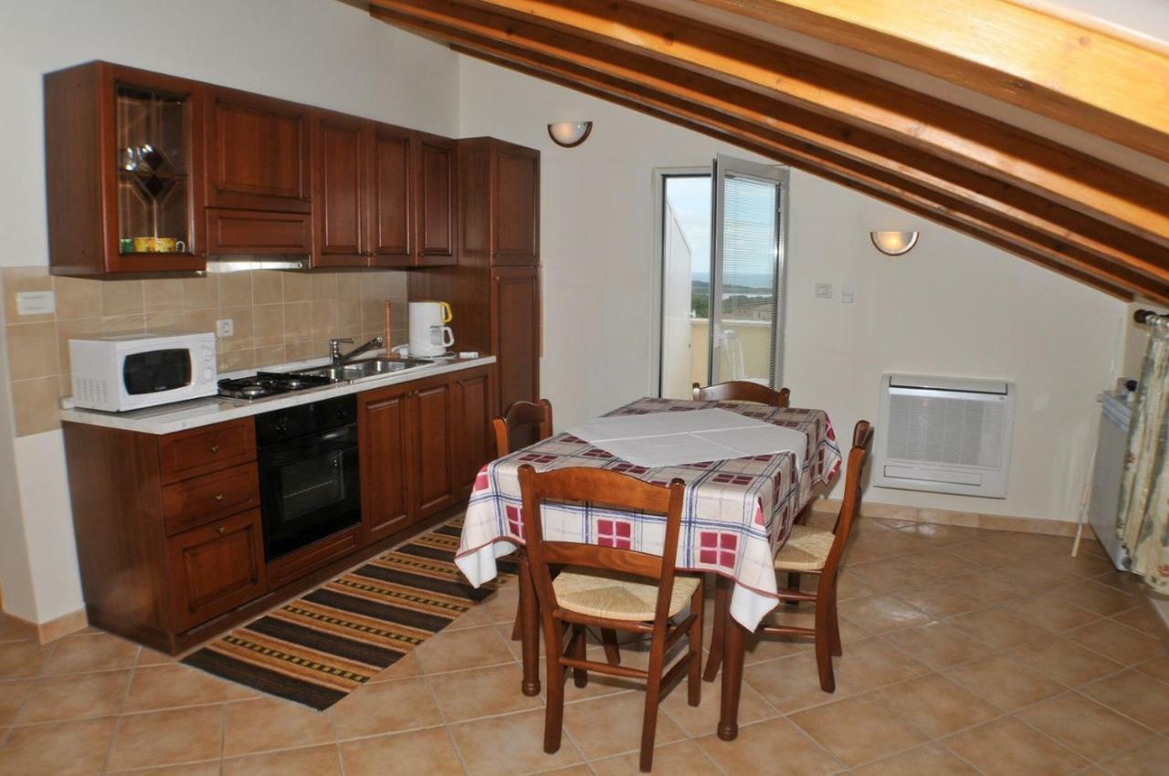 Haus Liliana Hotel Tar-Vabriga Kültér fotó